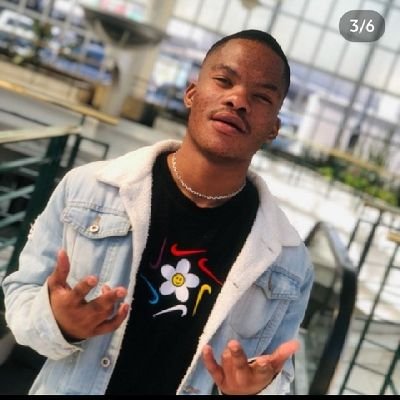 I'm always smiling you never see me angry I'm friendly to people I'm big fan of A REECE
