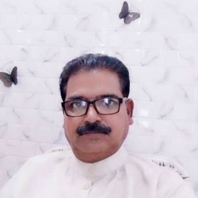 Anil Dubey  (मोदी का परिवार)
Agra