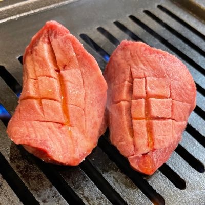 superguy05's profile picture. これまで勉強してこなかったツケが23歳にして回ってきた、26歳の人です。ラグビーに熱中していた頃もあった模様です。