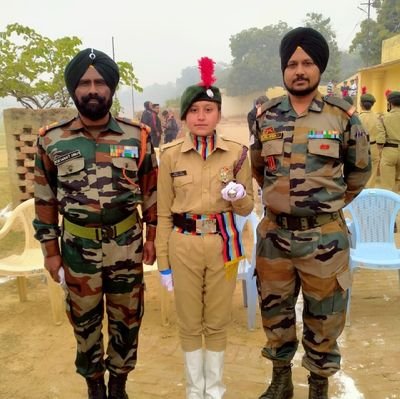 PSChaturvedi4's profile picture. 🇮🇳Jai hind..Satyamev Jayate ⚔️ 🔥 ⚔️ Love for love & Blood for blood🌡 🇮🇳
I am a poetess,painter,ideal patriot, social worker,Bookslover,player& natur lover