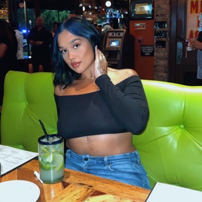 alexmarcelaa's profile picture. ♊️ 🖤