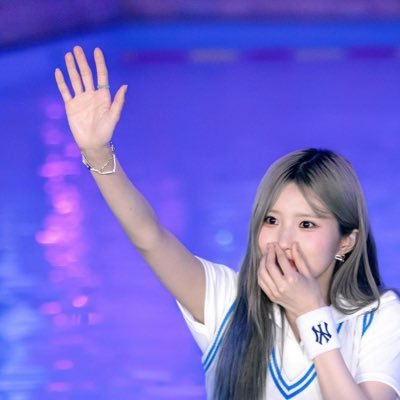 chim_chim_06147's profile picture. 