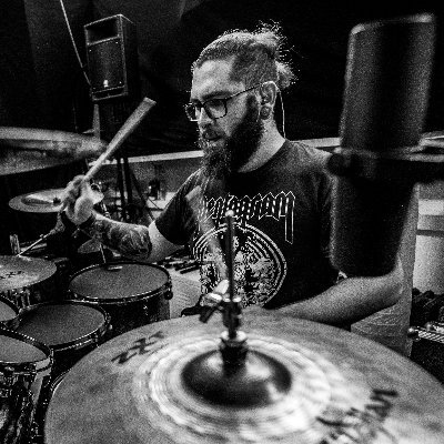 BesterLax's profile picture. Music, Gaming, Anime, Drumming
Folgt mir auf Twitch! 😋
https://t.co/VG5llg0M2g ich freue mich auf euch 😉