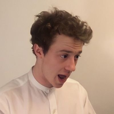 Aotakami's profile picture. 😶‍🌫️