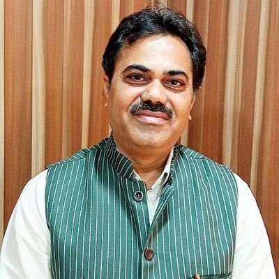 पूर्व विधायक प्र० दादरी ग्रेटर नोएडा 2022, President NEFOMA @nefomancr, Editor- @NewsExtension, Member of UP RERA Concillation Forum,
Social Activist