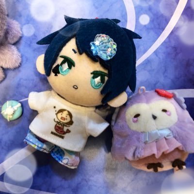 ツイステぬい活中 ♠️⚔️ 無言フォロー失礼します(*´꒳`*) とっくの昔に成人済👀 デュース目線のぬいの真の持ち主(ヌッシー🦖＝子@ebiiiiiiiiidayo)のおうち&シルバーんちの話。 ぬいなし、未投稿フォロバ控えてます🙇‍♀️転写禁止、一応？ (￣^￣)ゞたまにねん五条 オサレとは無縁です、ハイ〜