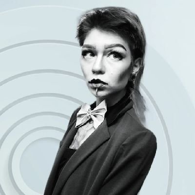 Artist of ever-varying medias. Genderfluid Drag performer Vega VanDyke. Aspiring space noodle.