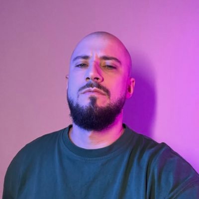 fhmartinez's profile picture. • @oclubefootball •