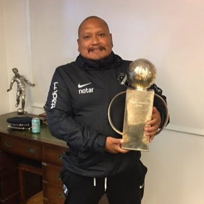 Works at LBS high school in Solna as an E-Sports coach. we are working on developing the next generation of E-Sports