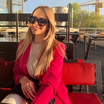 jadegrnl's profile picture. 