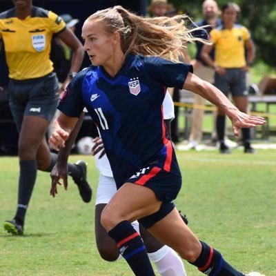 Internationals SC #31 2024 - ECNL All American x 3 - ECNL Ohio Valley Conference Player of The Year 2x - United Soccer Coaches All American x2 | PSU commit