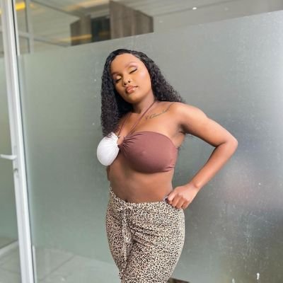 I'm a experienced strategic writer with a strong background in essays, online classes and academic research. Dm me real quick for any assignment.