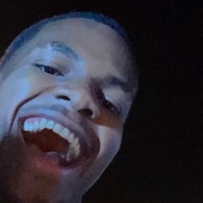 Dedeleall's profile picture. Não estou jogando, mas o jogo está ligado. 🦍