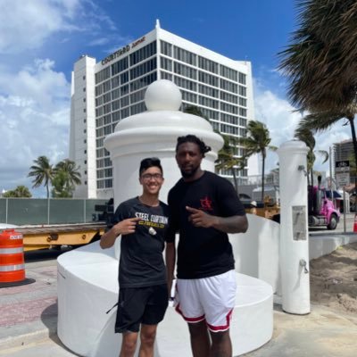 tj_rohland's profile picture. 