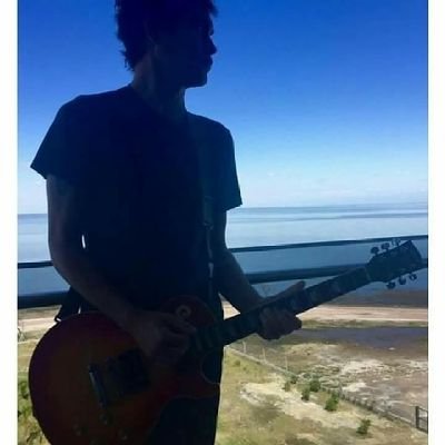 IvanKhoroz's profile picture. Sic Parvis Magna