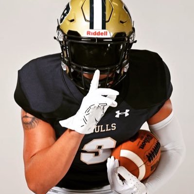 chriskellyfb's profile picture. 6’2 200lb D-end/ TE/LB 2023 West Boca Raton High School/ 3.0 gpa/ 
Team Captain

A Leader
Phone # 561-634-1287
Email: Chriskelly2680@gmail.com