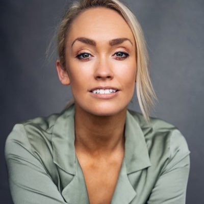 Currently ensemble in We Will Rock You UK and Ireland Tour ❤️ Irish 🇮🇪 London based 🇬🇧 represented by Collective Agents