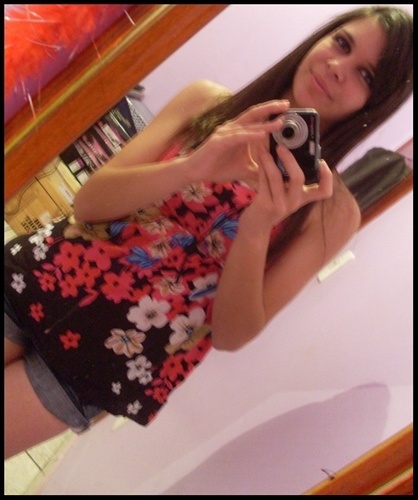 Nos derαm espelhos, e vimos o mundo doente ♪ Namorada do @andresantiagomv e Marida da @thainatcl ♥