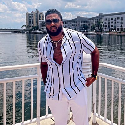Visionary Builder with NVisionu the Health, Wealth, and Travel company. If you need an extra income come lock in with the Team!
