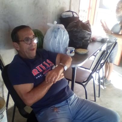 juanbauseque's profile picture. Pensar