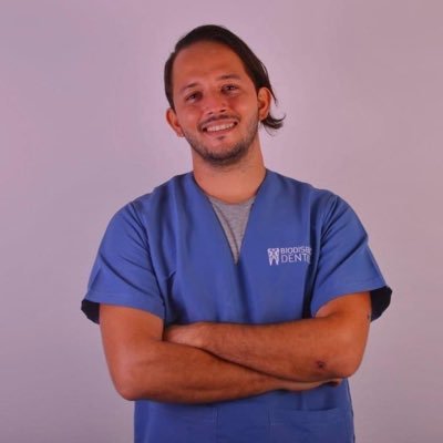 Odontólogo, Universidad de Cartagena.