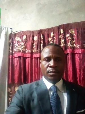 Je suis né en Afrique, originaire de la République démocratique du Congo.