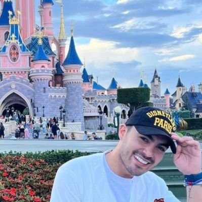 en este perfil se escucha y ama a Dennis Arana con el alma💚
Y si no te gusta lo que twiteo puedes irte