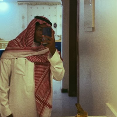 Fares_90a's profile picture. ﷽
﴿ وَاذكر ربّك إذا نسِيت ﴾