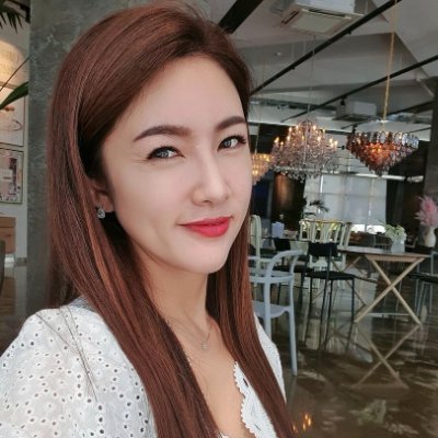 Marketing Manager Responsibilities to determine the company's product, service needs and develop pricing strategies to ensure maximum company profit and custome