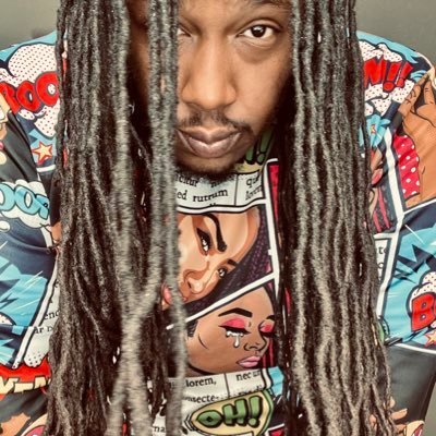 artist•cook•creator•photographer• avid movie watcher•music junkie•nerd