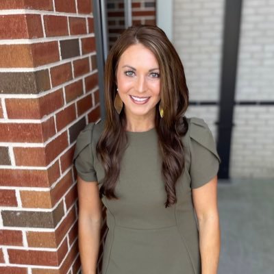 7th Grade Life Science Teacher, NISE STEM Certified, National Board Certified School Counselor, wife to an amazing husband, and mother of two precious children