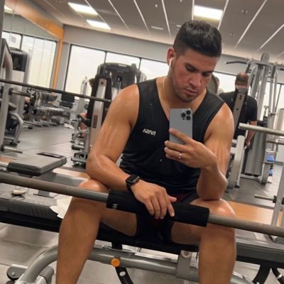 JhonathanGrana3's profile picture. Want to be someone in life... and follow the steps of the people that have inspired me throughout my life!!!💙🖤💙🖤