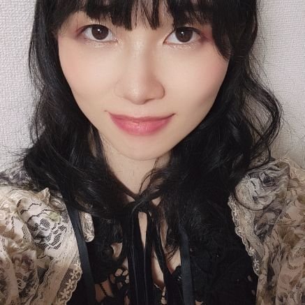 松山莉央☕主にポコチャ配信してますさんのプロフィール画像