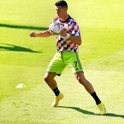 Maxwellangoh5's profile picture. Always think positive