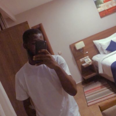 teddy_10000's profile picture.