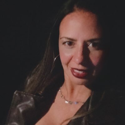 adri_urbicon's profile picture. Odontólogo Adriana Urbina