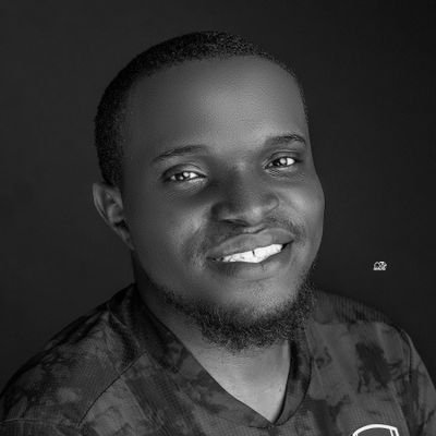 Building @scriptreeder @Nollywoodpodcst|| Award-winning Screenwriter|| Film & TV Journalist|| Podcaster🎙|| I love watching movies|| Arsenal ❤ || 🇳🇬 ||