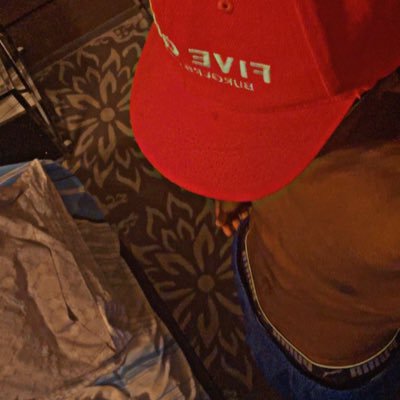 bailey_khaill's profile picture. I hate it here