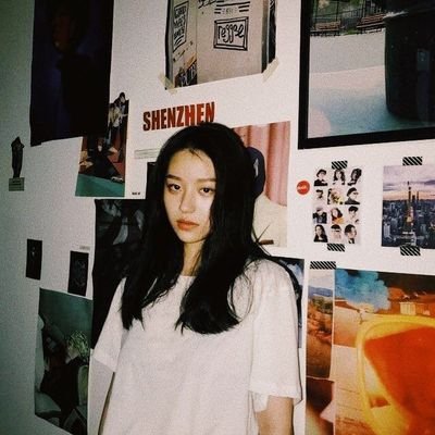 showbizz__'s profile picture. 