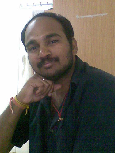 Born at 1982. married, loving in nature...most inspiered Bagathsingh's life.