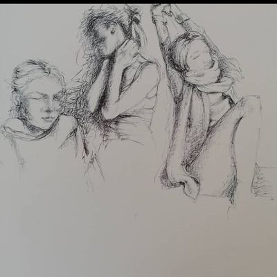 CFeuillon12's profile picture. La Famille Avant Tout