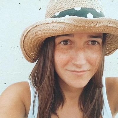 ingriidLo's profile picture. TEI. Entrenadora de bàsquet. Descobrint el món del disseny (+#basketfem) a @des_ing2 [instagram]