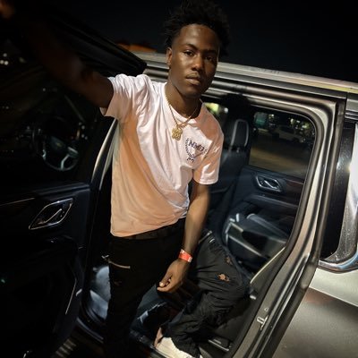 Lilcelle11's profile picture. CELLE🎥