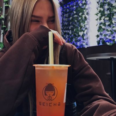 havellkovaa's profile picture. 🦩