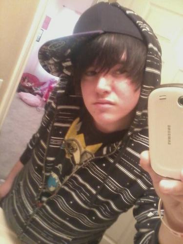 FuckJakexD's profile picture. sup? I'm Jake. I'm 20. music is my life. that is all.