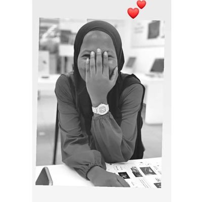 Slimyzinny's profile picture. I just find myself happy with the simple things😁✌️ I'm appreciating the blessings God gave me without taken anything in return👏😘🥰 #ProudlyMuslimah🧕