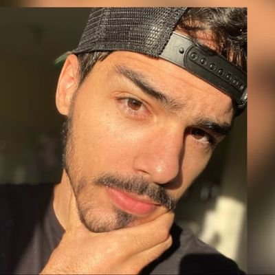 Car_losDan's profile picture. 🥱