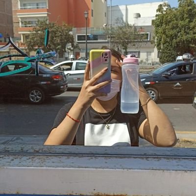 PolloChicken23's profile picture. 