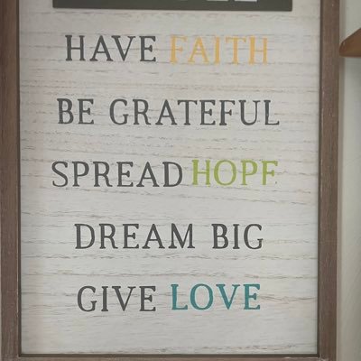 dacouponqueen's profile picture. Wife, mom, crafter of so many things