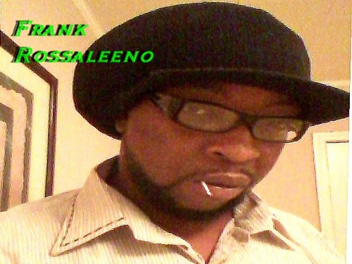 Rossaleeno's profile picture. 